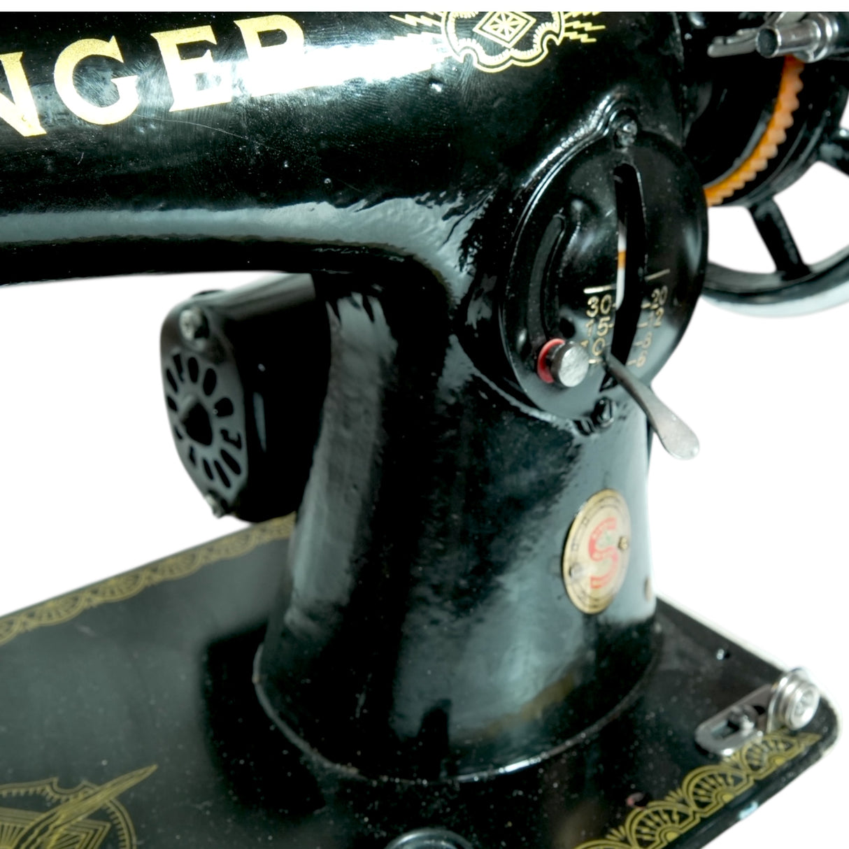 SINGER 15CD Blackhead "Negrita" Sewing Machine With Motor