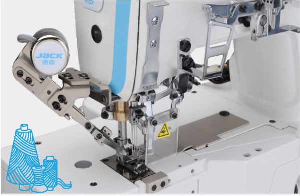 Máquina de coser industrial JACK K5E-UT-01GB×364 con brazo cilíndrico de 3 agujas, puntada de cobertura, cortahilos y elevador automático de pie, ensamblada con mesa y soporte incluidos