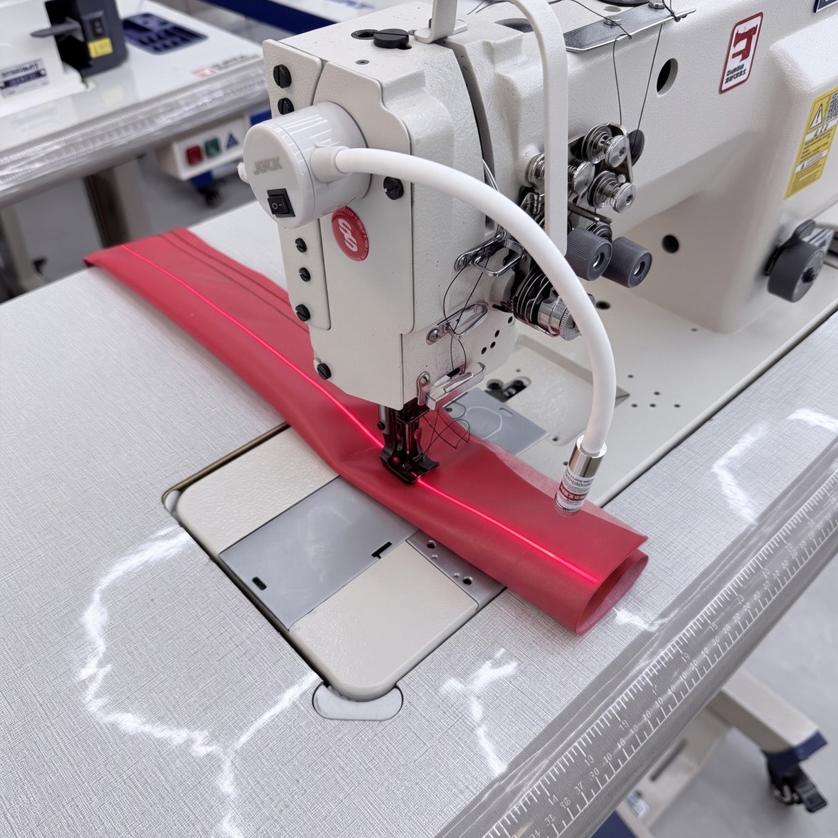 Jack Laser Seam Guide — Straight Line, Magnetic Base (Red)