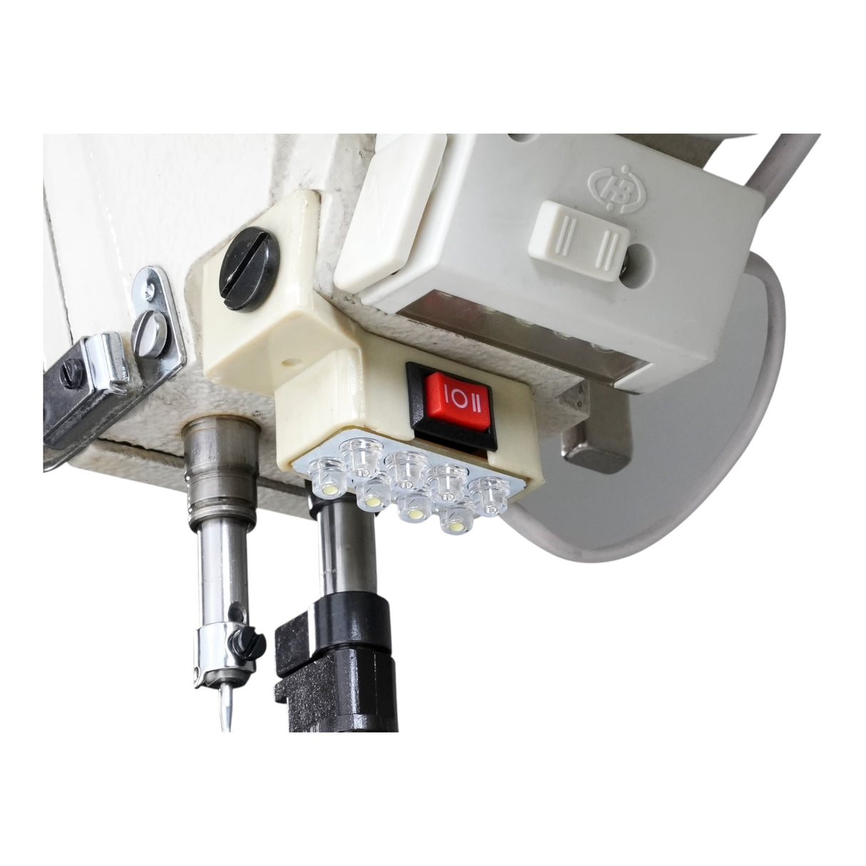 Máquina de coser industrial SPEEDWAY 818D con puntada de cadeneta, alimentación superior, inferior y de aguja, con función completa, una sola aguja, servomotor, mesa y soporte incluidos.