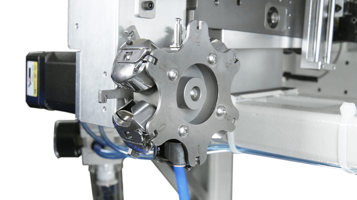 SPEEDWAY SW 800-13090XH-AB Máquina de costura de patrones CNC extra pesada 1300×900 mm con cambiador automático de bobina – Unidad CNC completa