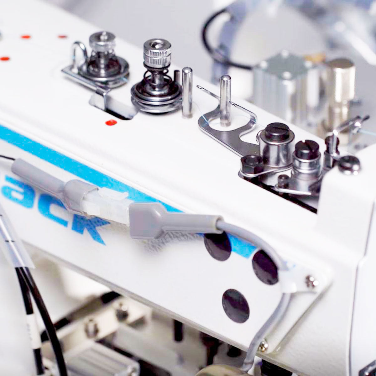 JACK JK-T373G-Z Button Sew Machine With Integrated Motor Assembled with Table and Stand Included