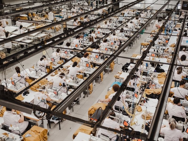 Best sewing machines for high-volume garment factories