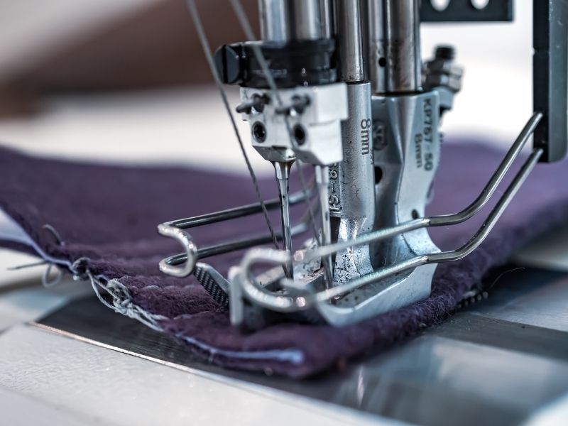 Daily maintenance tips to keep your industrial sewing machine running for years