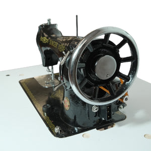 SINGER 15CD Blackhead "Negrita" Sewing Machine With Motor