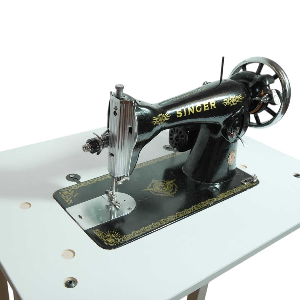SINGER 15CD Blackhead "Negrita" Sewing Machine With Motor