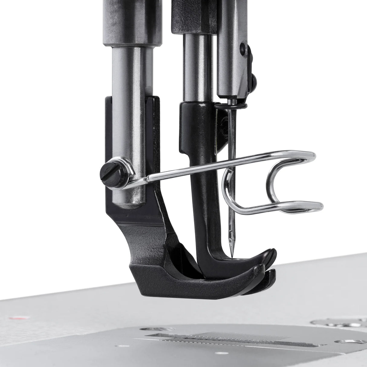 CONSEW 206RBL-18 Single Needle Long Arm 18" Heavy Duty Walking Foot Compound Feed Lockstitch Industrial Sewing Machine - Complete Setup, Table, Stand Included