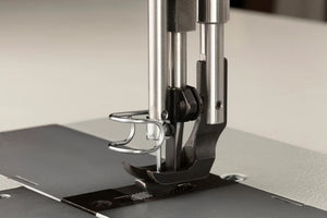 CONSEW P1255RBLH-18-1 Single Needle Long Arm 18" High-Clearance Heavy Duty Walking Foot Compound Feed Lockstitch Industrial Sewing Machine with 6" Vertical Workspace & Safety Clutch - Complete Setup, Table, Stand Included