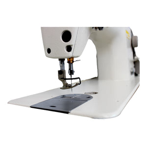 JUKI DDL-8700 Máquina de coser industrial de pespunte de una sola aguja ensamblada con servomotor, mesa y soporte incluidos