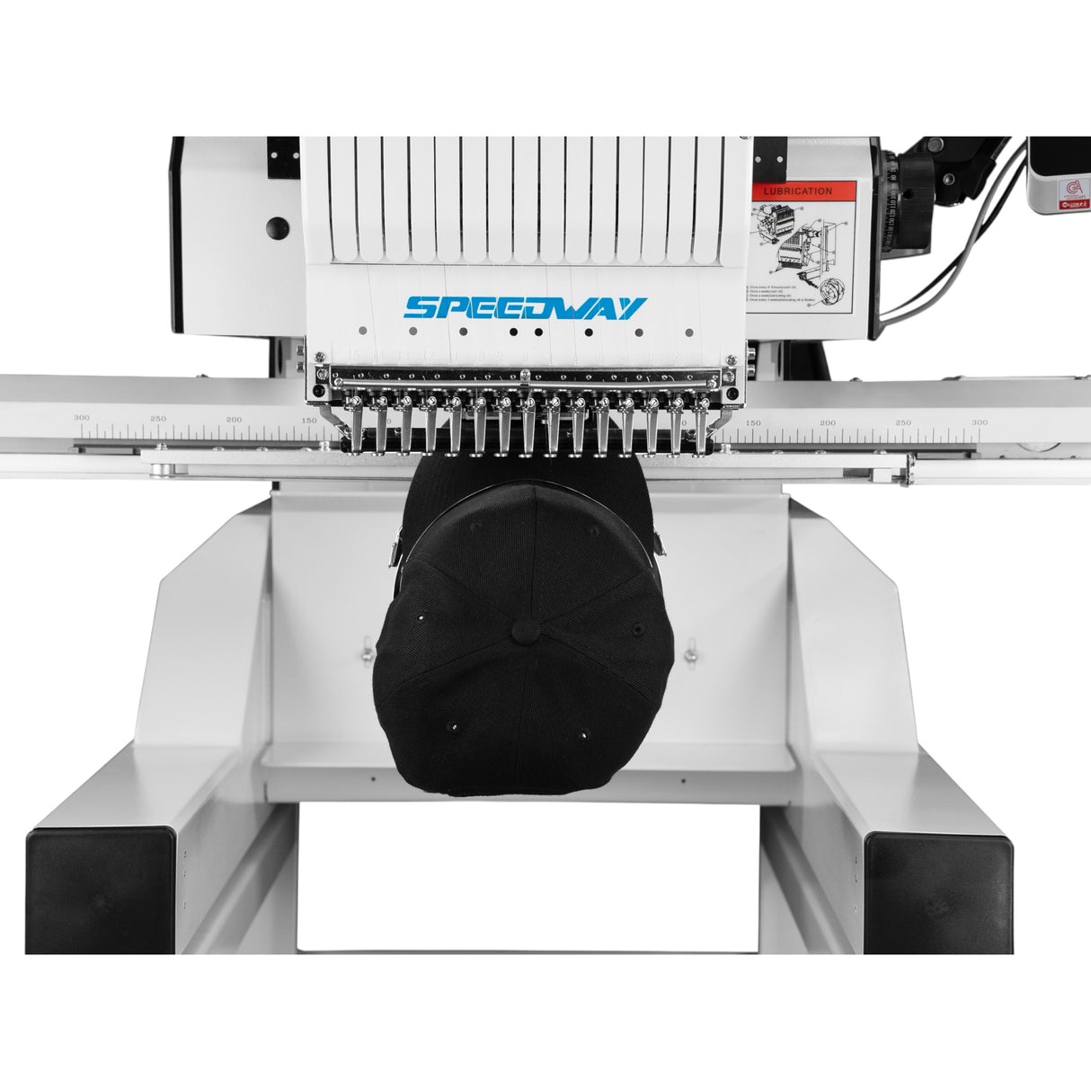 Máquina de bordar industrial computarizada SPEEDWAY BC-1500 de 15 agujas, 510 × 400 mm (20,08 × 15,75"), multicolor, alta velocidad, corte automático de hilo y cambio de color, pantalla táctil, entrada USB, incluye mesa y soporte.