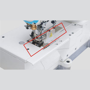JACK W5E-UT-01GBx364/Z — Máquina coverstitch electrónica industrial de cama plana, 3 agujas 5 hilos, transmisión directa con cortahílos y alzapié automáticos, ensamblada lista para usar con mesa y base incluidas