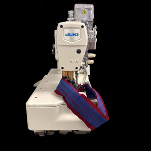 JUKI MF-7523U11 — Máquina recubridora de cama plana de tres agujas, ensamblada lista para usar con servomotor, mesa y base incluidas